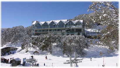 stay at Falls Creek Country Club falls creek, get there with snowlimo.com.au
