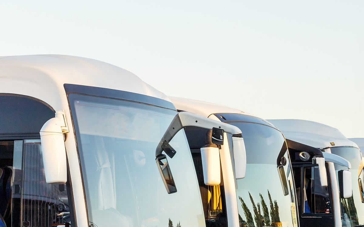 Full-size coach